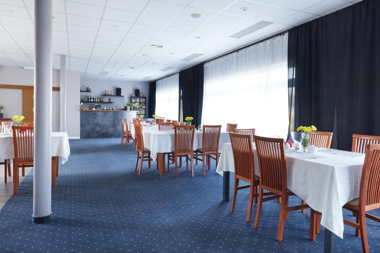 Hotel Wena Кельце Экстерьер фото